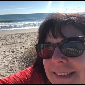 Meet your Posher, Shira